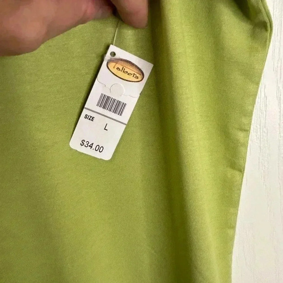 💚”Talbots” NWT Green (Chartreuse) Short Sleeved Super Soft Tee Size L💚 - Picture 6 of 9